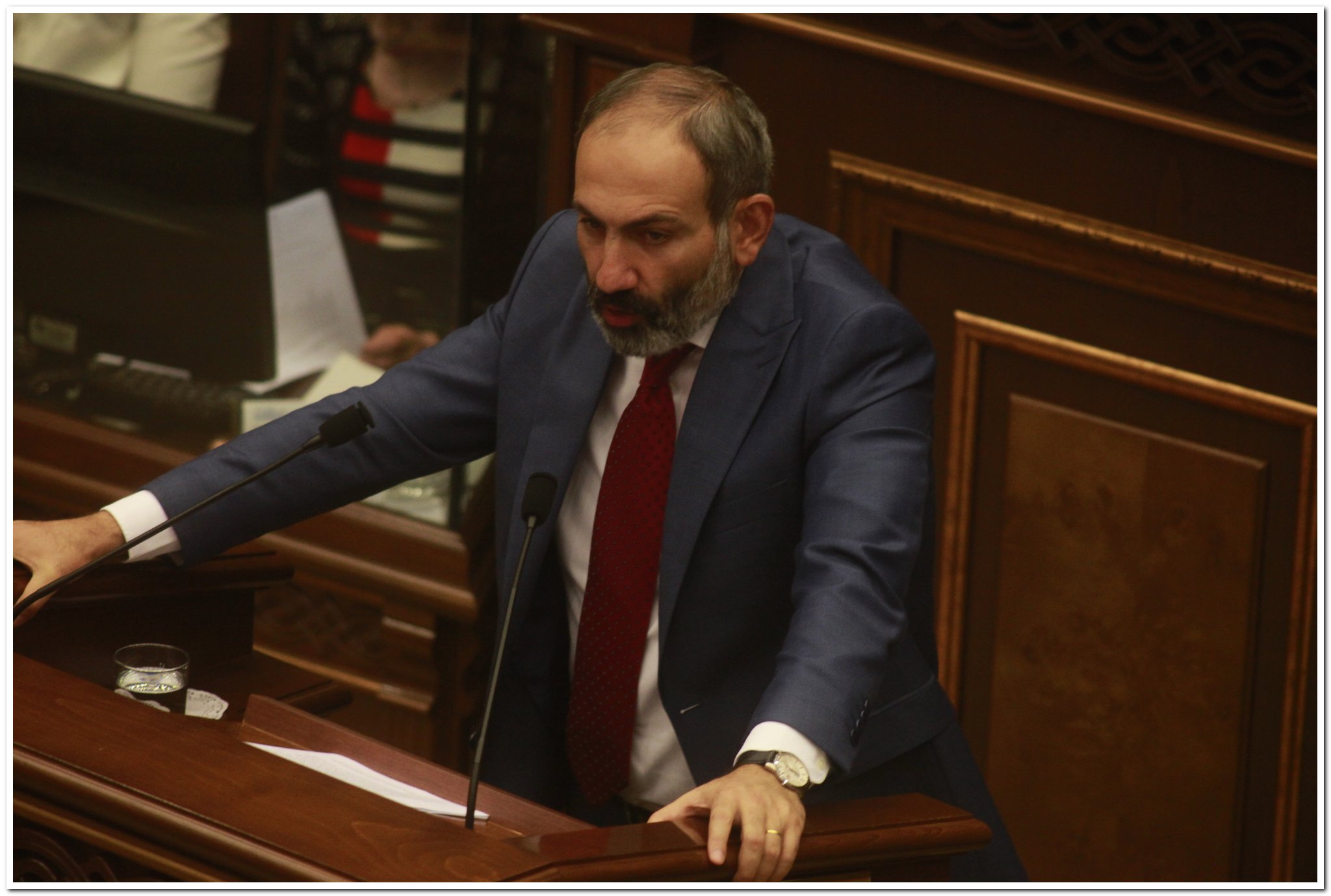 Nikol Pachinian dévoile sa recette de la révolution et des  réformes
