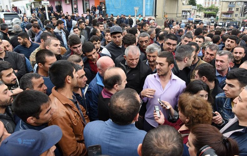 Le président de l&rsquo;Artsakh reçoit des participants de la protestation de Stepanakert