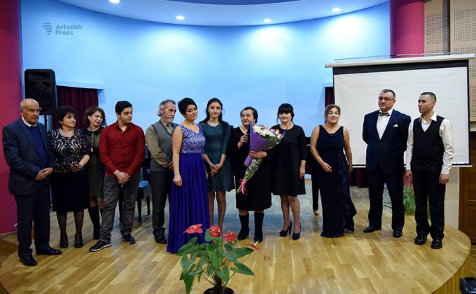 Un événement dédié à la pianiste Bella Parsadanyan pour son 80ème anniversaire a eu lieu à Stepanakert