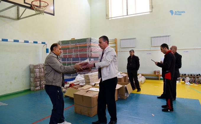Les écoles d&rsquo;Artsakh ont reçu du matériel de sport
