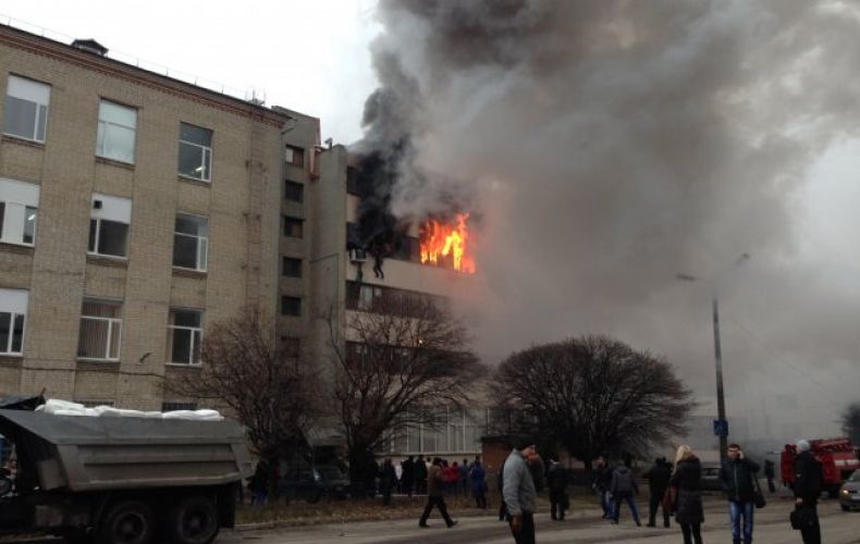 Sans doute 4 Arméniens parmi les victimes de l’incendie de l’immeuble à Sotchi (Russie)