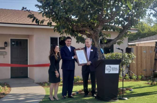 La maison-musée de l’écrivain arméno-américain William Saroyan inaugurée à Fresno (Californie)