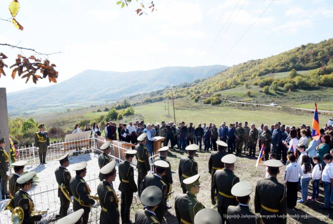 Bako Sahakian était présent au 100e anniversaire de la bataille victorieuse de Msmnay près de Martouni (Artsakh)
