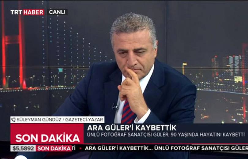 L’émotion du journaliste turc en direct à la télévision à l’annonce de la mort d’Ara Güler