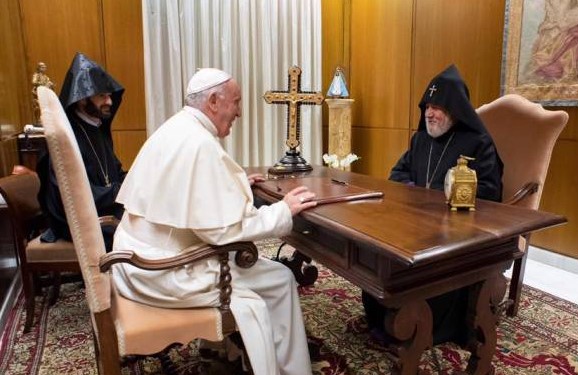 Le Catholicos Karékine II a rencontré au Vatican le Pape François
