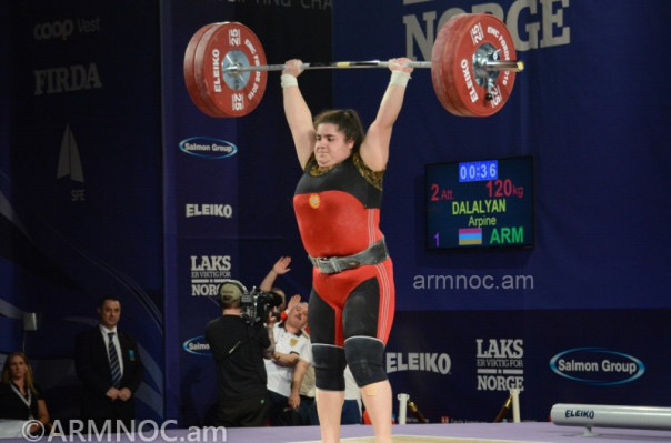 Arpiné Dalalyan (94 kg) est devenue vice-championne d’Europe (-20 ans)