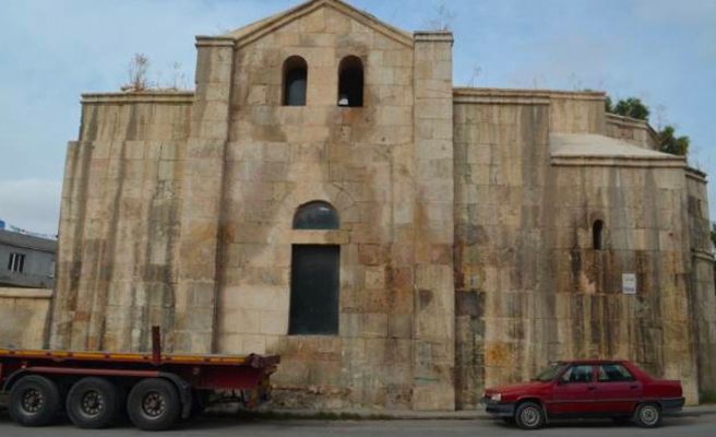 L’église arménienne de Fevkani dans la province d’Aïntab (Turquie) datant du VIIe siècle est en ruine depuis le génocide des Arméniens de 1915