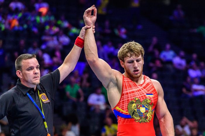 Artur Aleksanyan (97 kg) est en demi-finale des championnats du monde de lutte gréco-romaine à Budapest