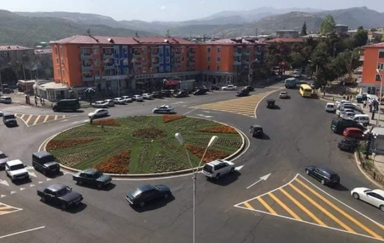 Bako Sahakian a visité la place de la Victoire à Stepanakert ainsi que les rues proches en cours d’aménagement