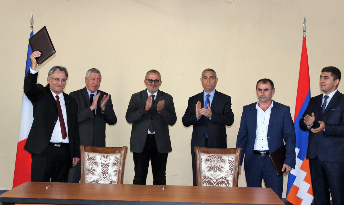 dqhn5b7woai_ehz.jpg