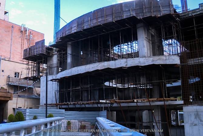 Arrêt de la construction d’un hôtel à Erévan, propriété de Gaguik Dzaroukian