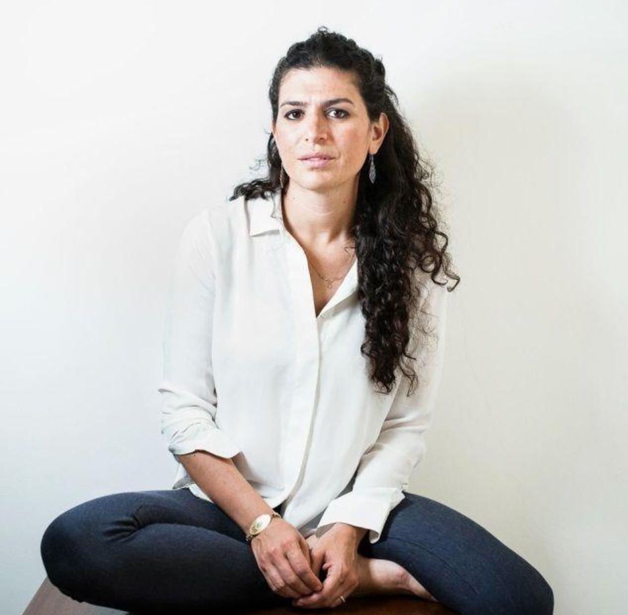 Elise Boghossian reçoit le prix de la solidarité de la Région Ile-de-France
