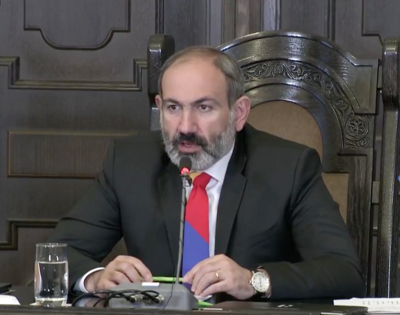 Conférence de presse de Nikol Pachinian en direct