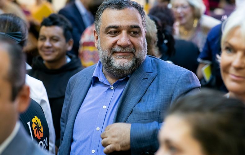 Rouben Vardanyan « Nous devons tous aider Pachinian »