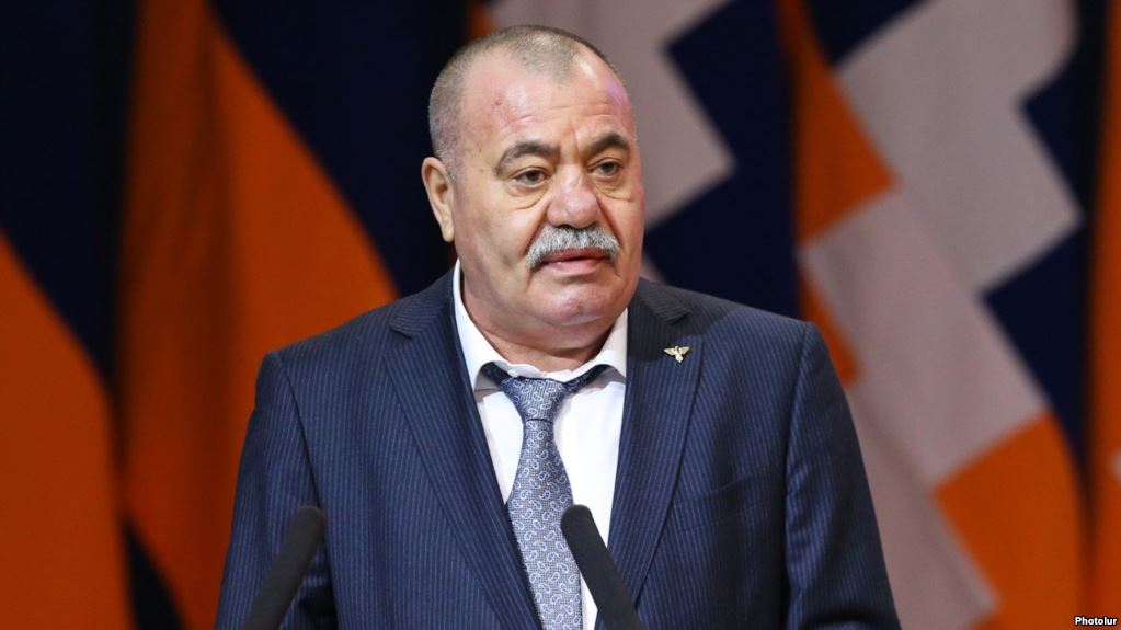 Manvel Grigorian maintenu en détention