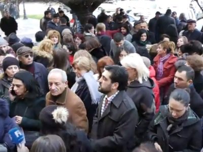 Le personnel des ministères de la Diaspora et de la Culture manifeste contre la décision probable de suppression de ces deux ministères