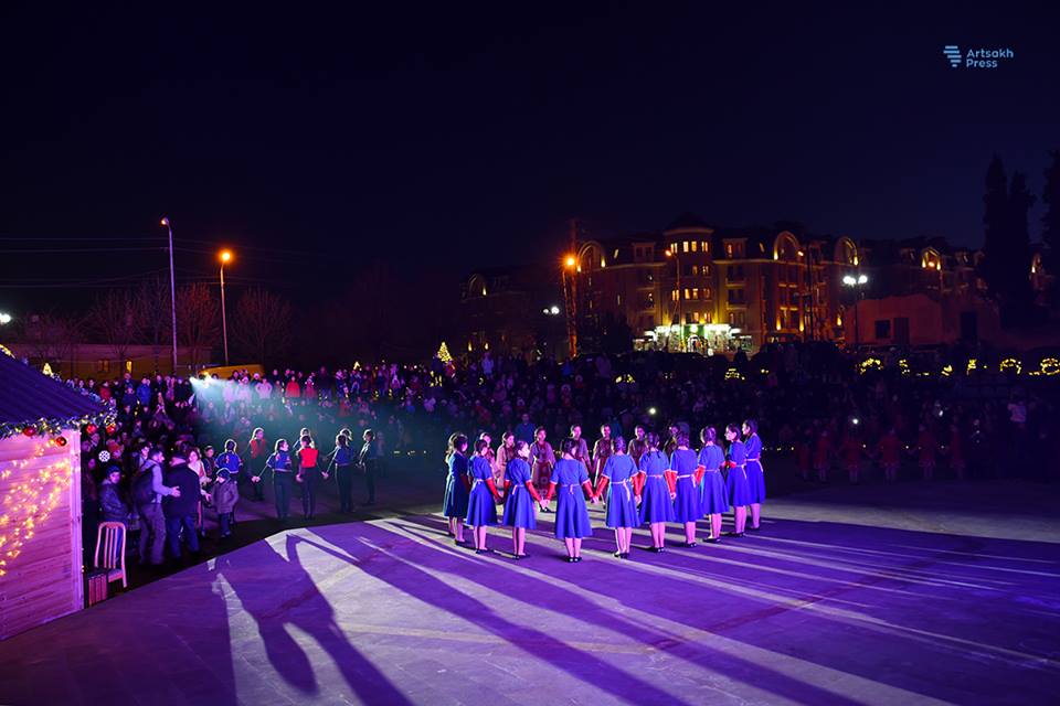 Un village de Noël, « Louyseri Kaghak » (ville des lumières) ouvert Stepanakert jusqu’au 30 décembre