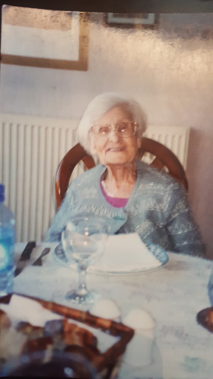 Décès d’Anouch Karabétian à l’âge de 104 ans