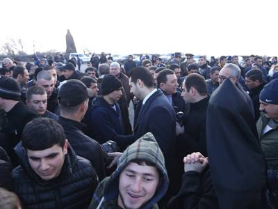 Rassemblement des jeunes appelés de la saison d’hiver de la région d’Armavir à Sardarapat