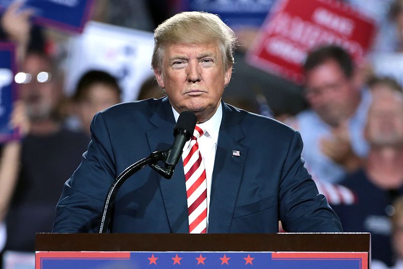 Trump met en garde la Turquie contre une catastrophe économique si elle attaque les Kurdes