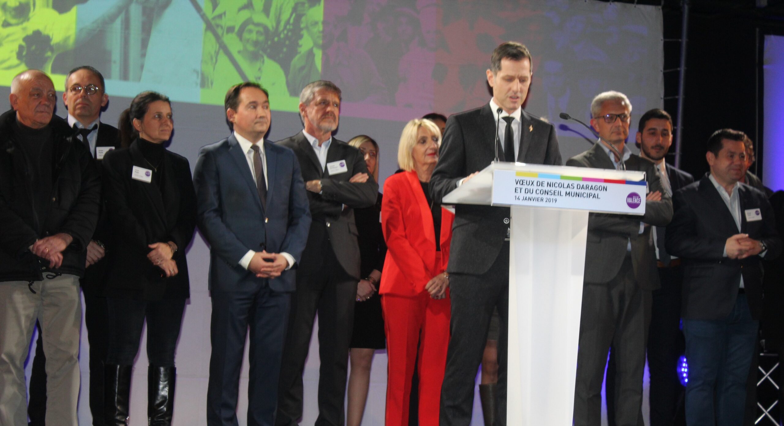 Le Maire de Valence, Nicolas Daragon a présenté face à plus de 2 500 personnes ses vœux en débutant par un hommage à Charles Aznavour