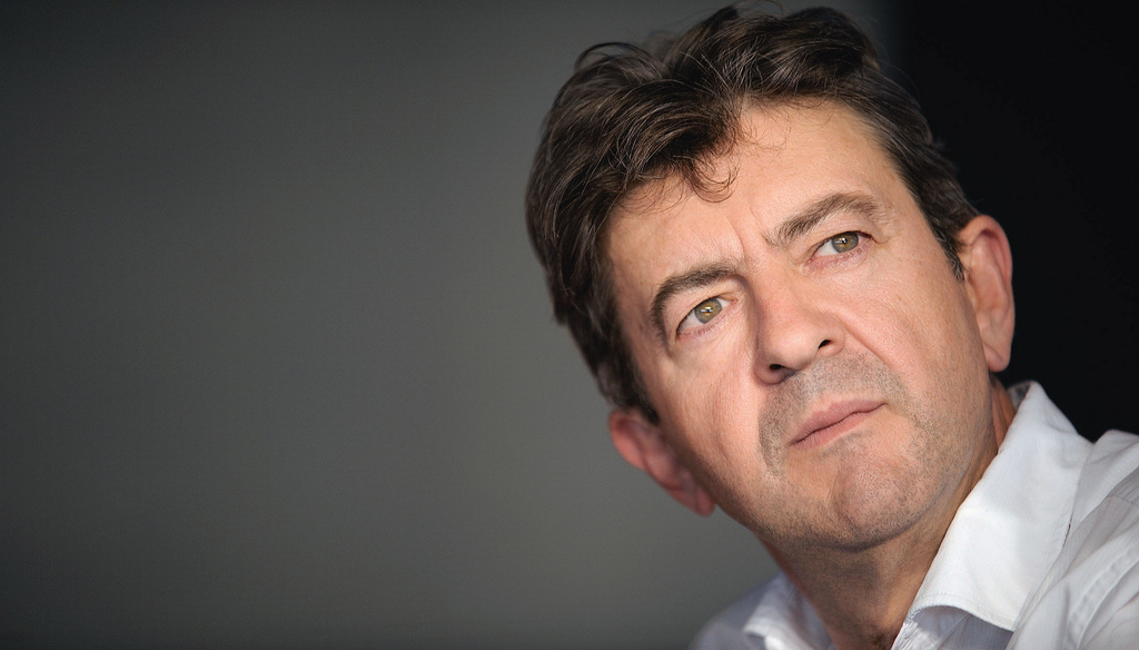 Mélenchon interpelle Le Drian sur une députée prokurde en prison et « en danger »