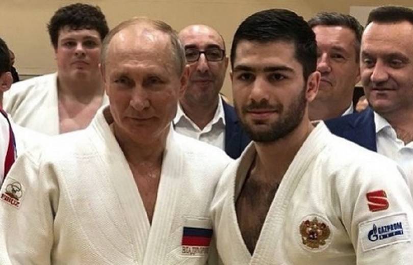 A Sotchi, Vladimir Poutine a rencontré le judoka arméno-russe Aram Grigoryan et s’est entraîné en sa compagnie
