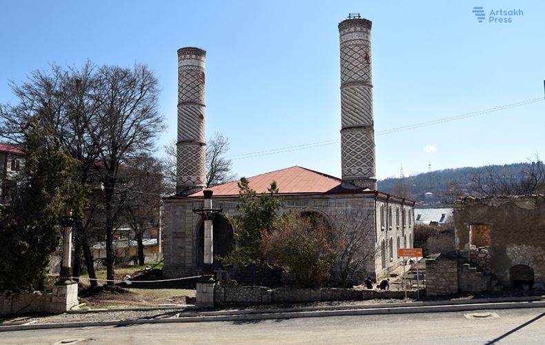 La mosquée perse Gohar Agha de Chouchi (Artsakh) est en rénovation