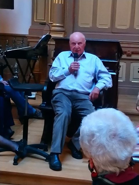 Présentation par Yves Ternon de son ouvrage