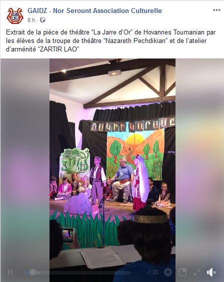 Extrait de la pièce de théâtre La Jarre d’Or de Hovannes Toumanian par les élèves de la troupe de théâtre Nazareth Pechdikian et de l’atelier d’arménité ZARTIR LAO