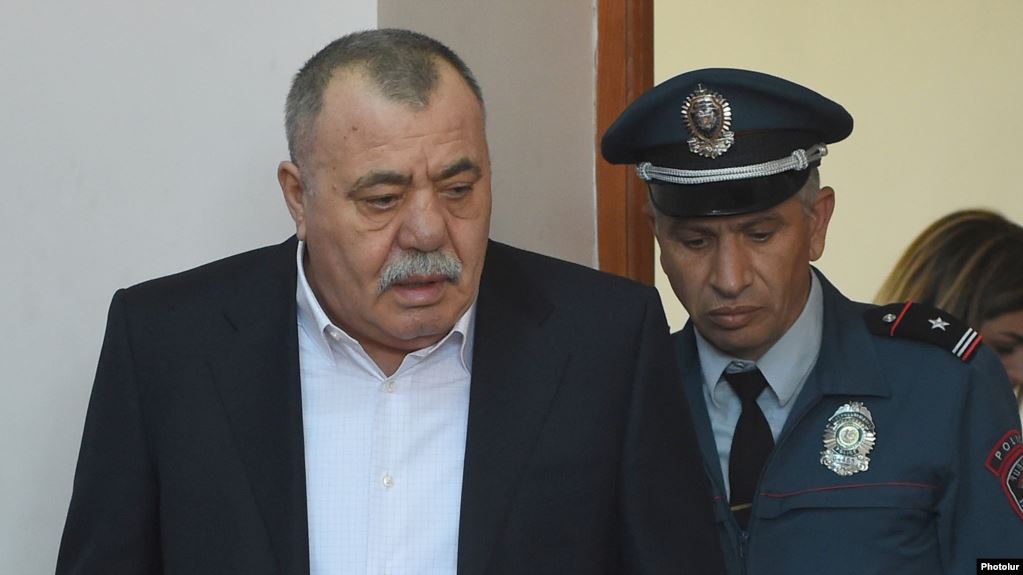 Manvel Grigorian se voit refuser une aide médicale