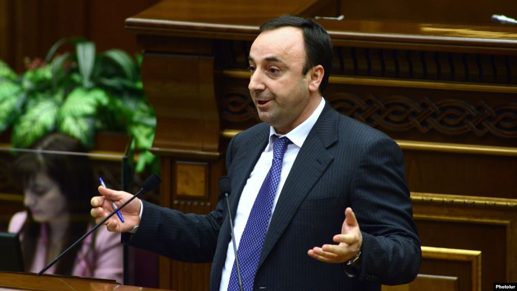 La Cour constitutionnelle retarde sa décision concernant l&rsquo;affaire Kotcharian