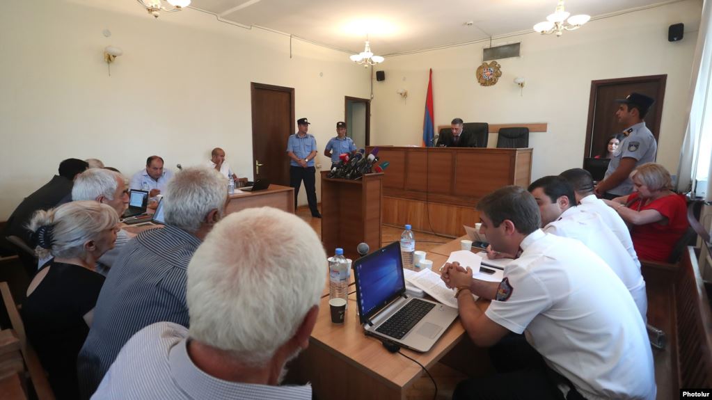 Les procureurs insistent pour une nouvelle arrestation de Kotcharian