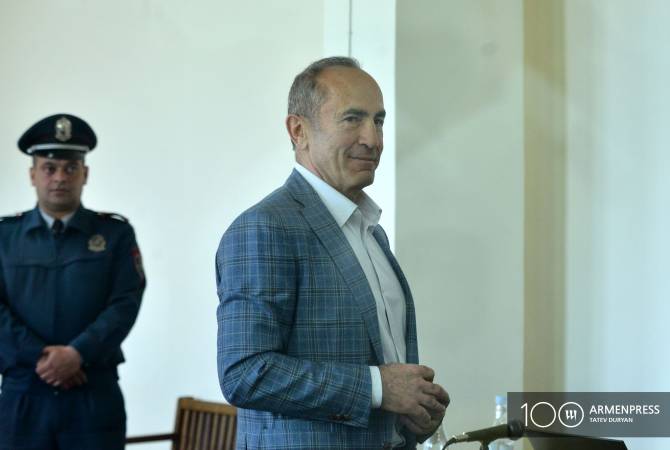 Robert Kotcharian :  » Il n&rsquo;y a ni loi ni état de droit « 
