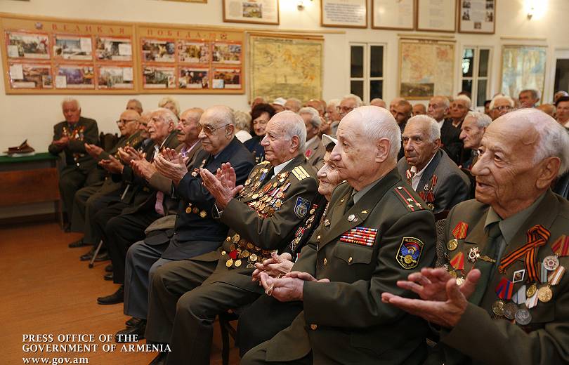 La pension retraite des vétérans de la Seconde guerre mondiale en Arménie va être portée de 50 000 à 100 000 drams