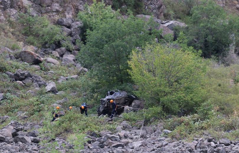 5 morts d’une même famille dans un accident de la route Goris-Stepanakert en Artsakh ce matin à 8h30