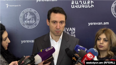 La municipalité tente d’apaiser après les critiques concernant le traitement des déchets