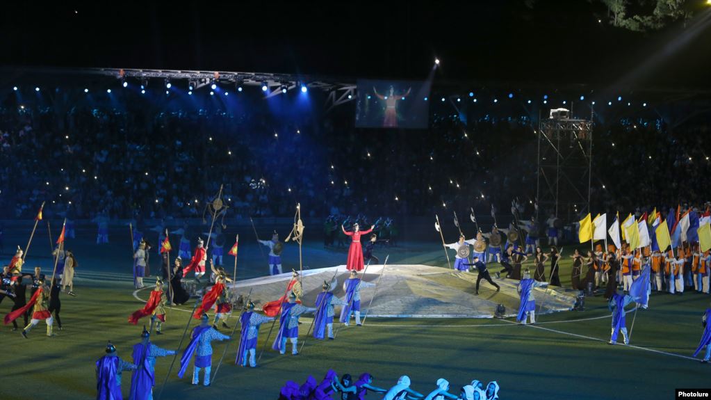 Cérémonie d’ouverture réussie des jeux pan-arméniens à Stepanakert