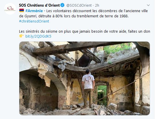 Les volontaires découvrent les décombres de l’ancienne ville de Gyumri, détruite à 80% lors du tremblement de terre de 1988