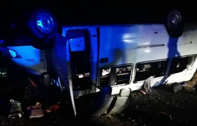2 citoyens arméniens morts, 3 blessés graves et une dizaine d’autres blessés dans un minibus accidenté en Géorgie reliant Erévan à Batoumi ce matin