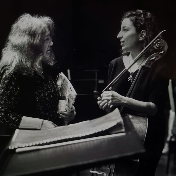 C’est la reprise de la saison pour la violoncelliste Astrig Siranossian