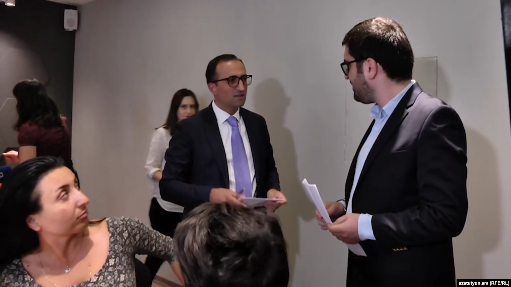 Accusé de mauvaise gestion, le ministre de la Santé écourte sa conférence de presse