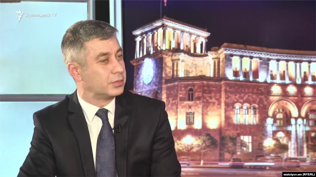 L&rsquo;attaché de presse de Pachinian exclut le retour au pouvoir de Kocharian