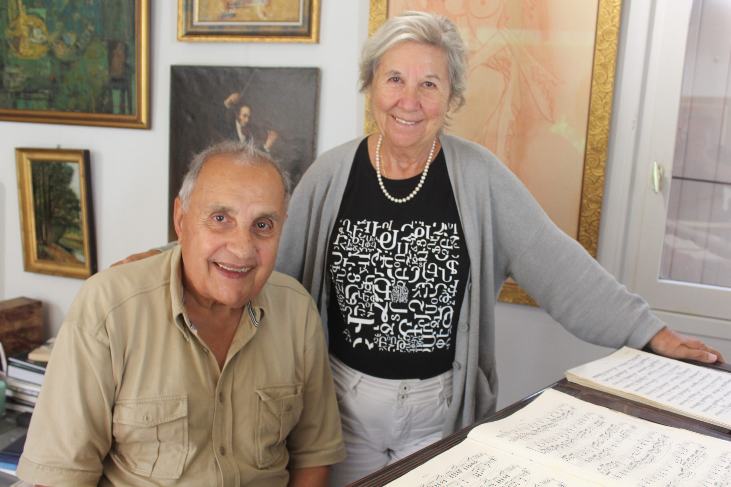 Suite à un test génétique, une habitante de La Rochelle, âgée de 76 ans, retrouve sa famille et découvre son origine arménienne…