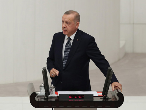 Erdogan met en garde contre une opération imminente en Syrie