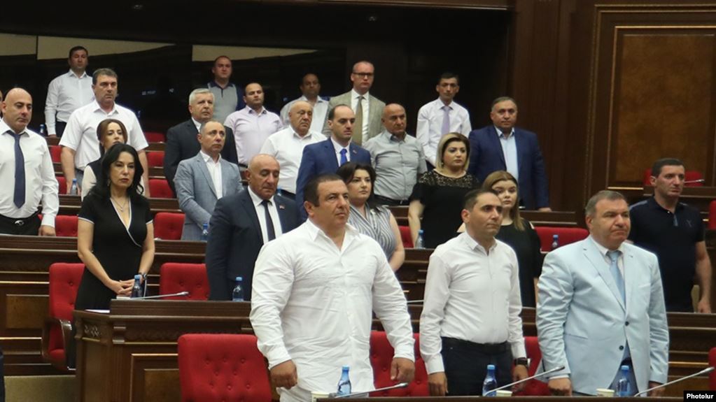 Tsarukian ne soutient pas l&rsquo;initiative contre le président de la Cour constitutionnelle
