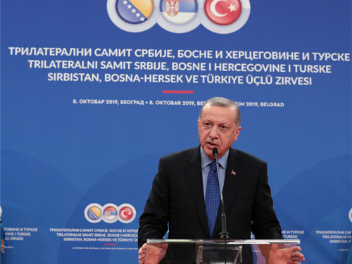 L’opération turque contre une milice kurde a commencé (Erdogan)
