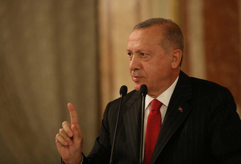 La Turquie « ne stoppera pas » son opération, malgré les « menaces » (Erdogan)
