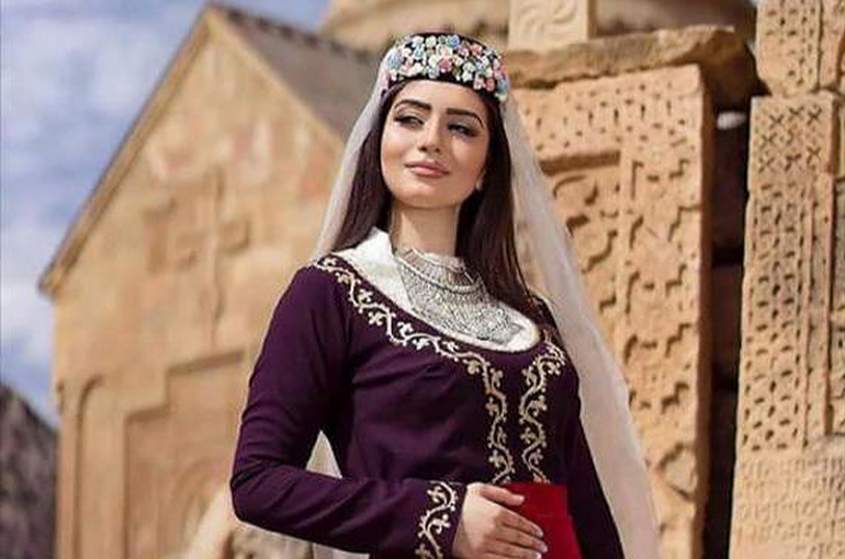 La femme d’Arménie est en 82e position mondiale à l’index « Women, Peace and Security » effectué par la revue National Geographic, l’Azerbaïdjan est 123e…