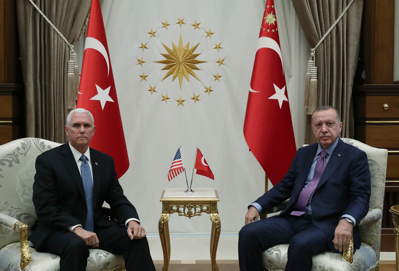 La Turquie va mettre fin à son offensive en Syrie après un retrait des forces kurdes (Pence)